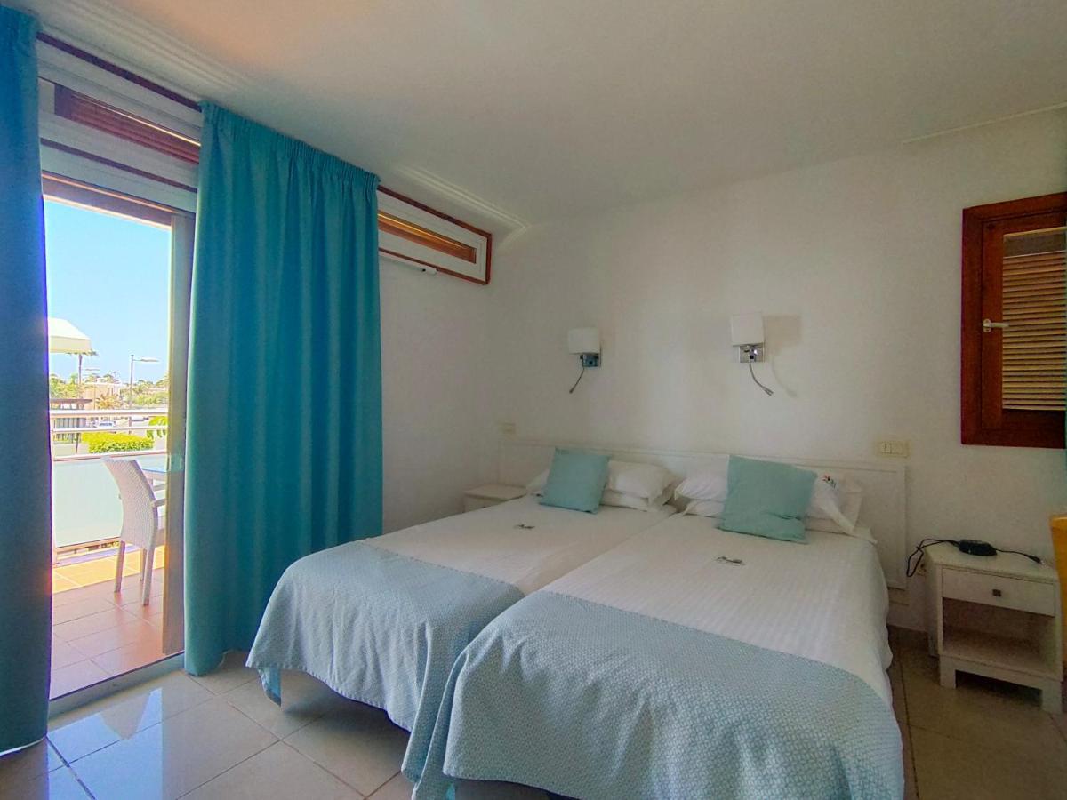 פלאייה דל אינגלז Apartamentos El Paseo מראה חיצוני תמונה