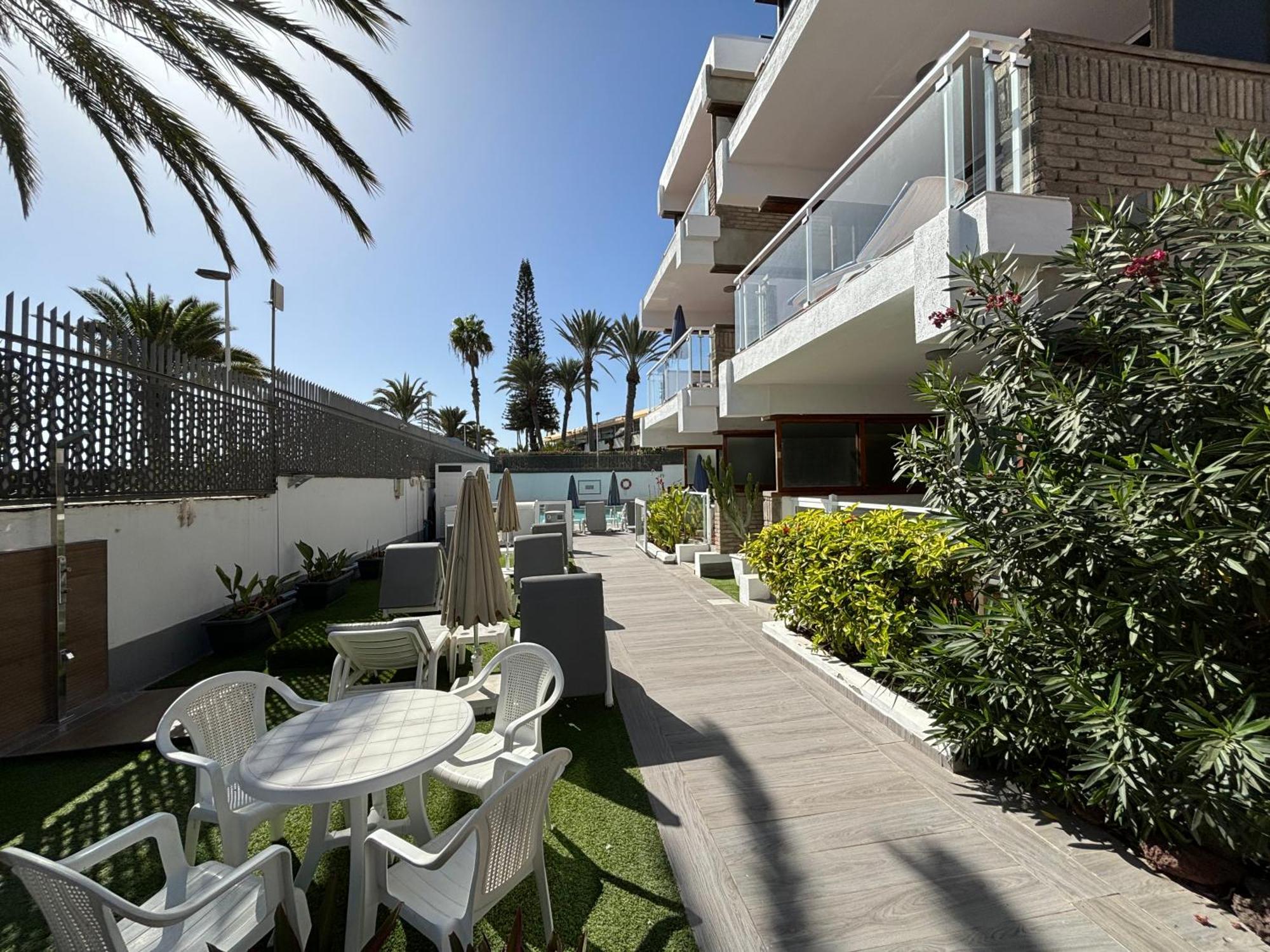 פלאייה דל אינגלז Apartamentos El Paseo מראה חיצוני תמונה