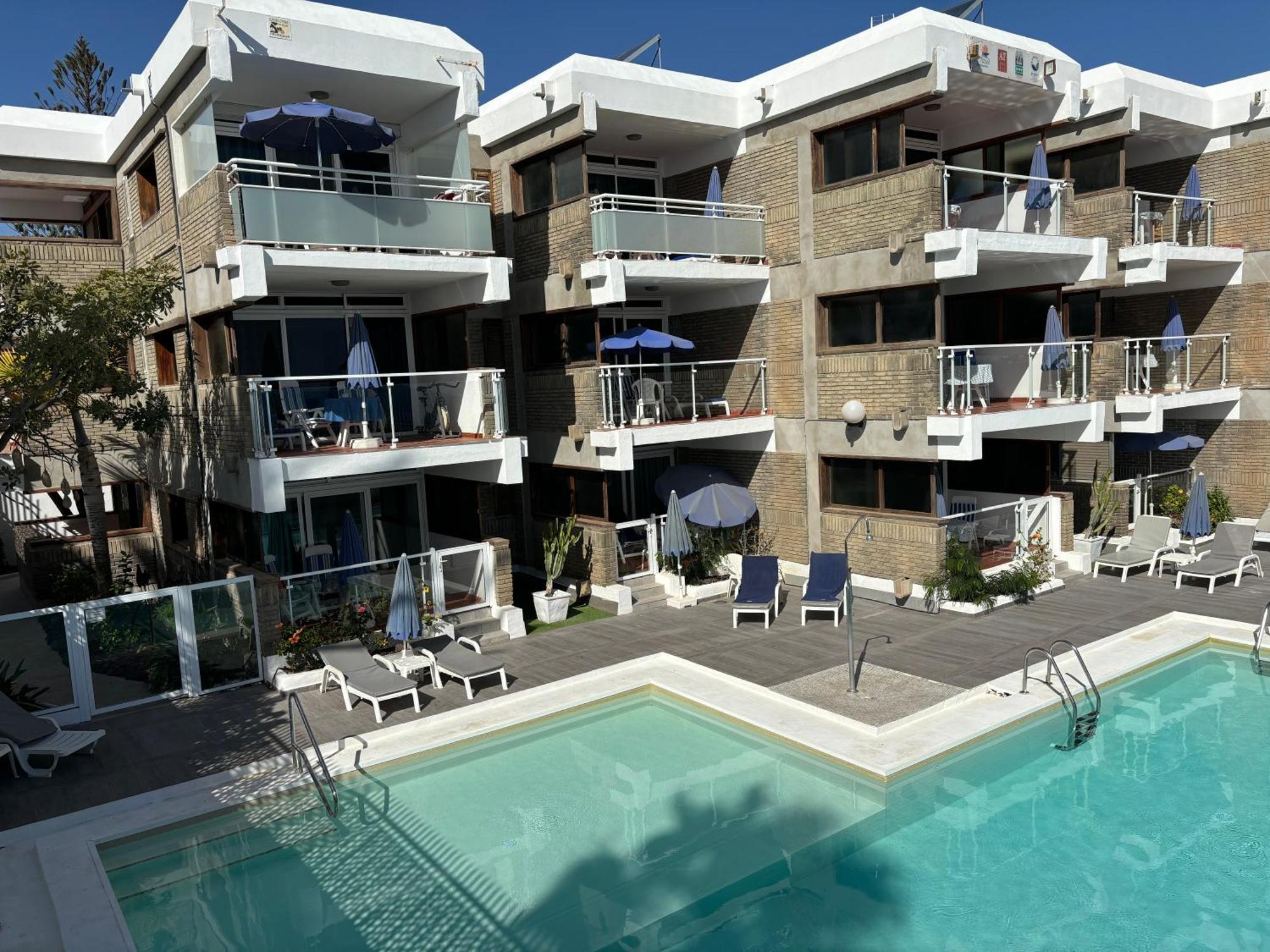 פלאייה דל אינגלז Apartamentos El Paseo מראה חיצוני תמונה